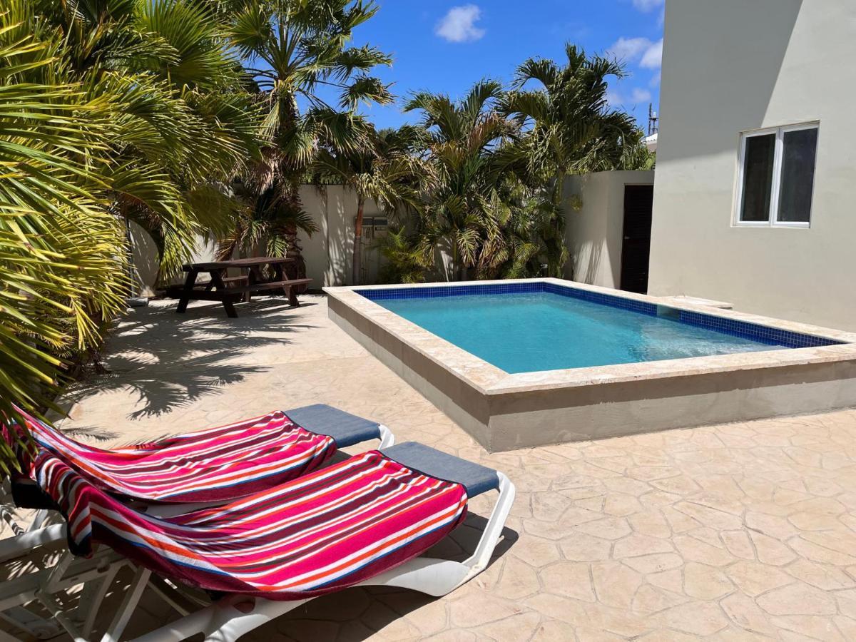 Andira Apartments Willemstad Exterior foto